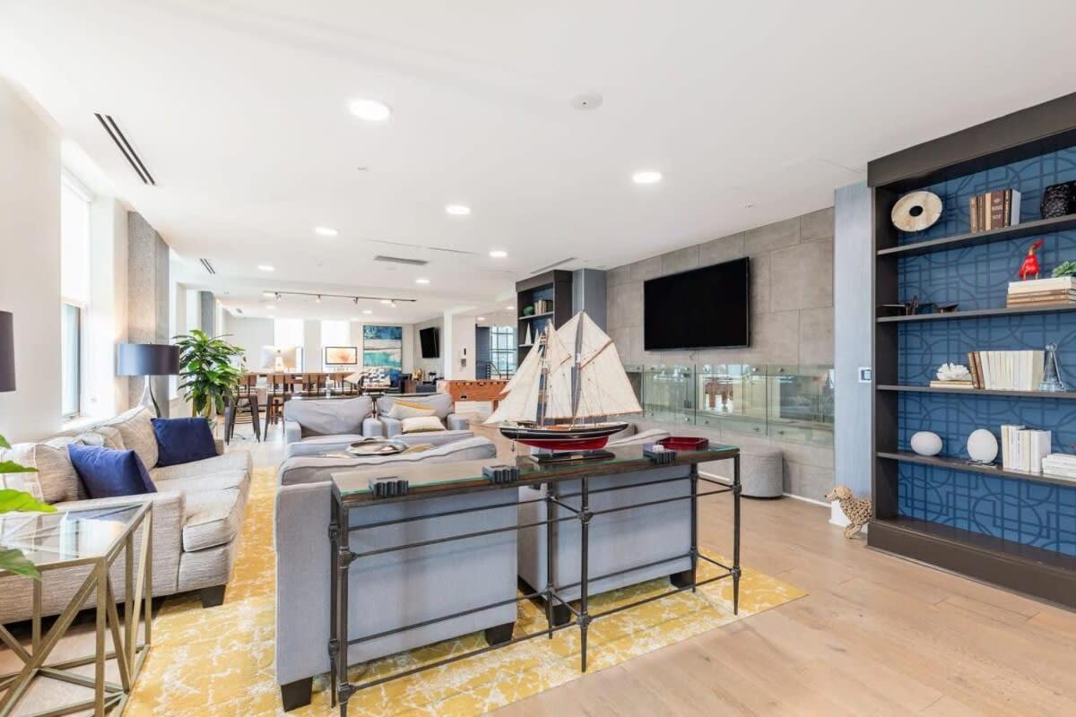 2B 2Ba Luxury Downtown Suite Rooftop Deck & Gym Baltimore Exteriér fotografie